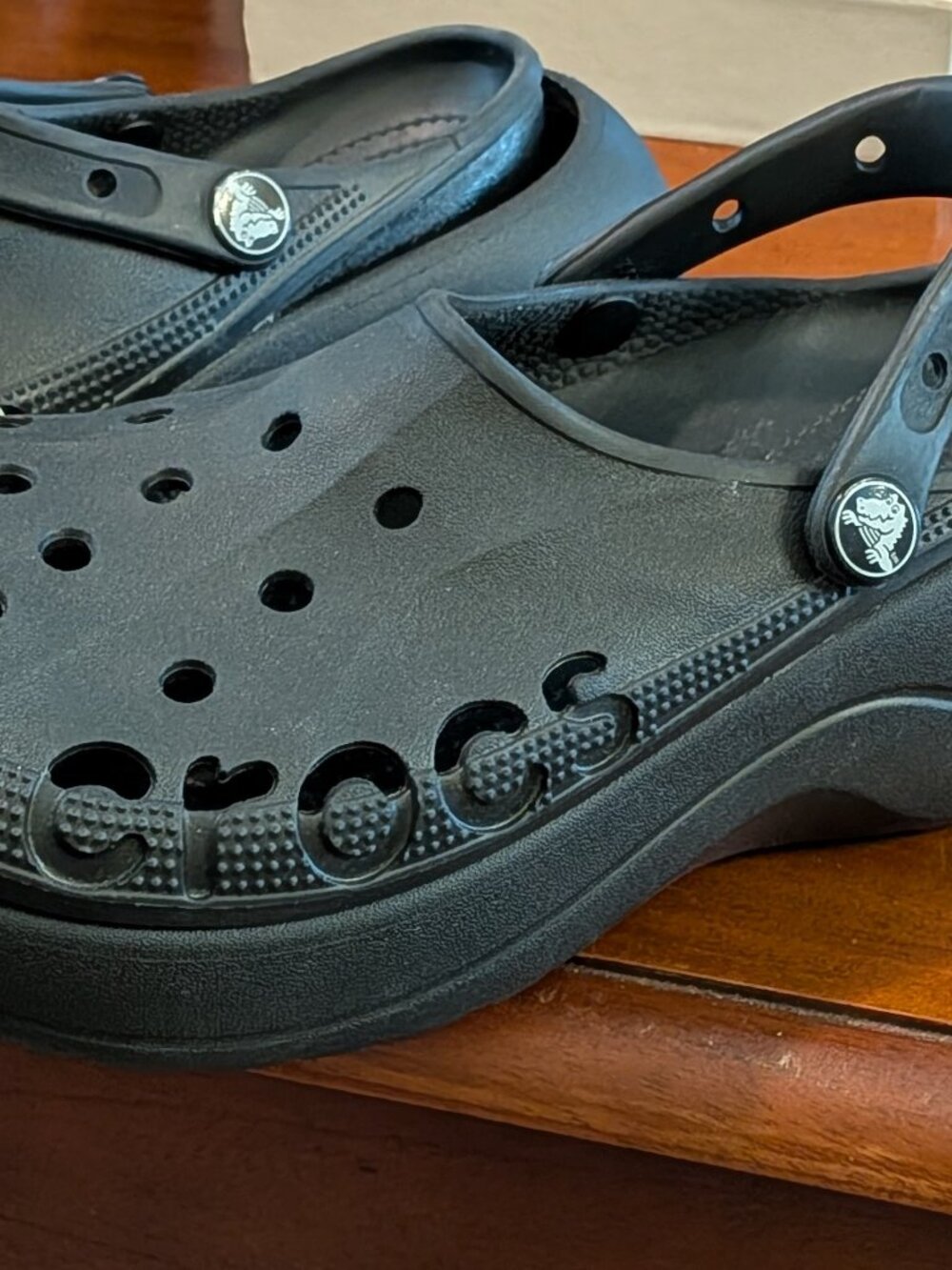 Crocs Women's Baya Clogs Platform Shoes Sz 9 NEW